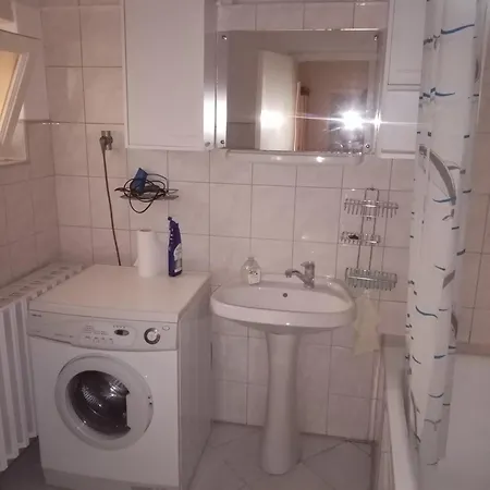 Csaladi Vendeghaz アパート エゲル