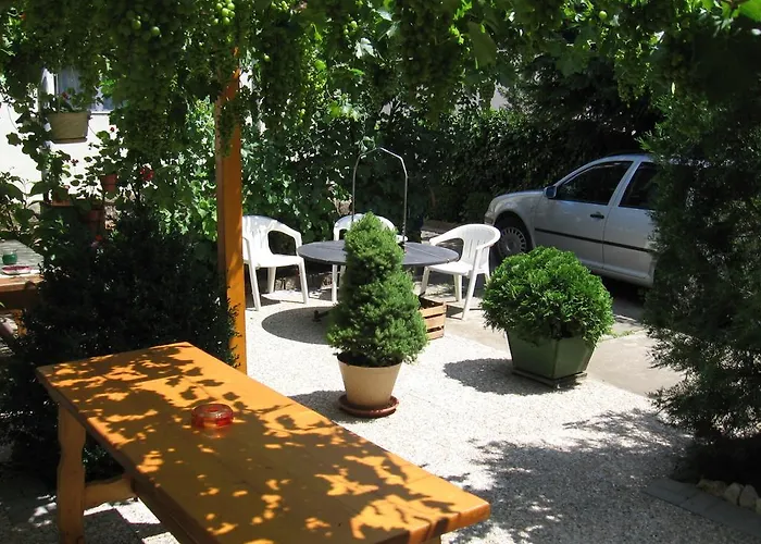 Csaladi Vendeghaz 埃格尔