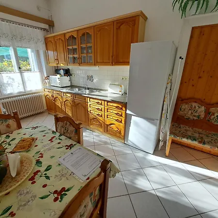 Apartamento Családi Eger
