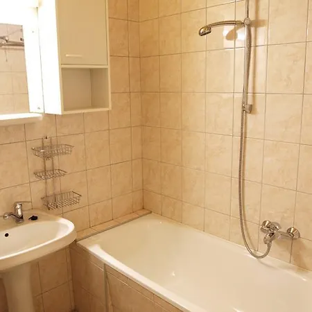 Appartement Csaladi Vendeghaz Eger