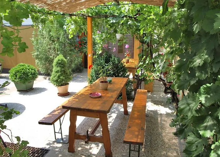 Apartment Csaladi Vendeghaz