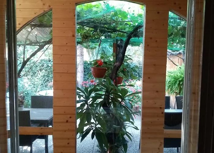 Csaladi Vendeghaz * Erlau