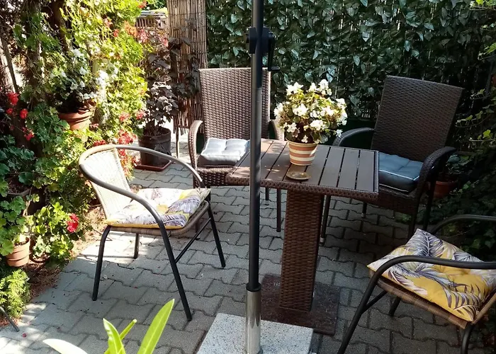 Apartment Csaladi Vendeghaz *