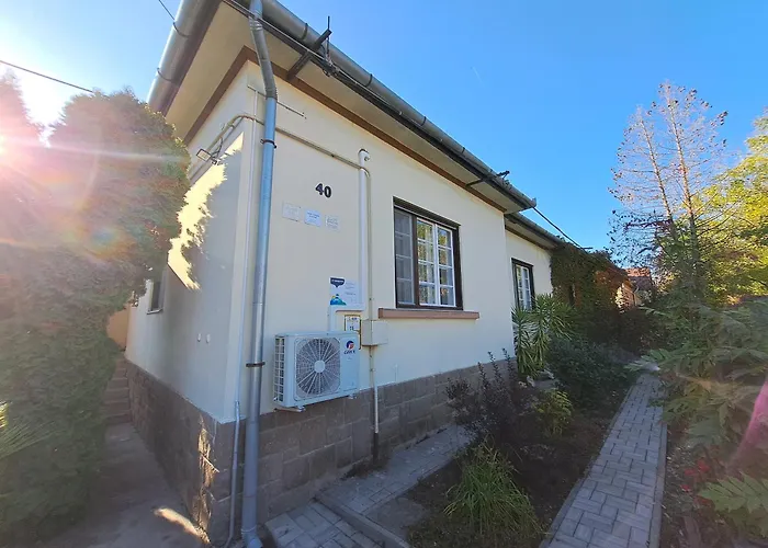 Csaladi Vendeghaz Apartment